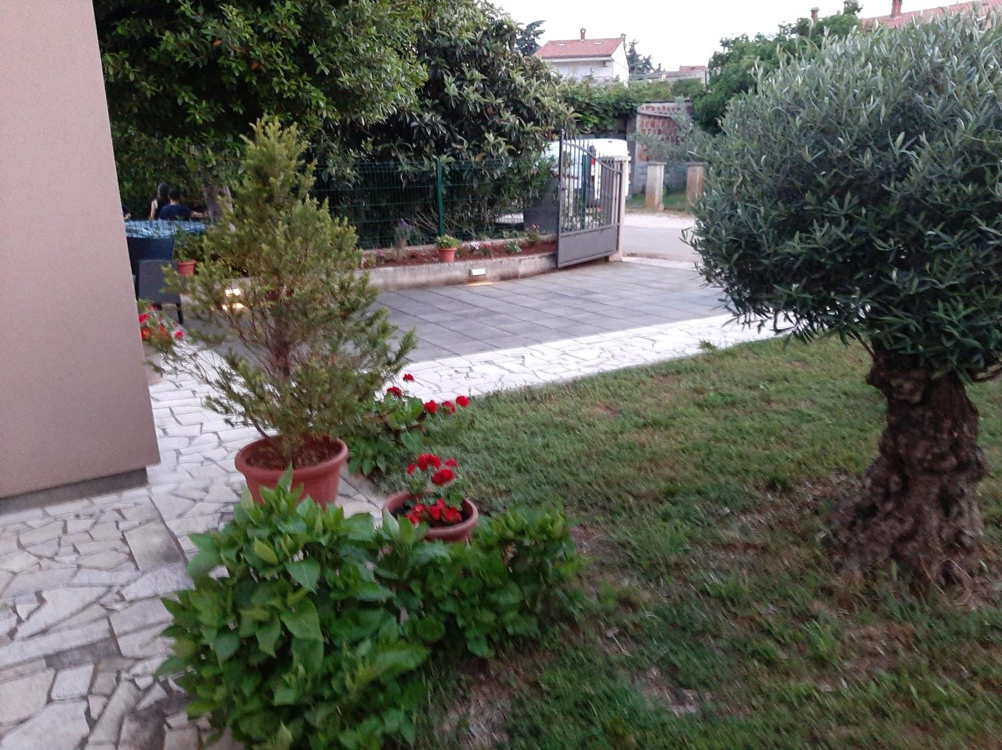 Apartment Stefania Ровінь Екстер'єр фото