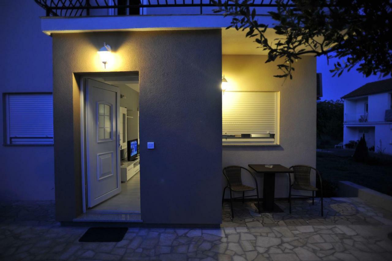 Apartment Stefania Ровінь Екстер'єр фото