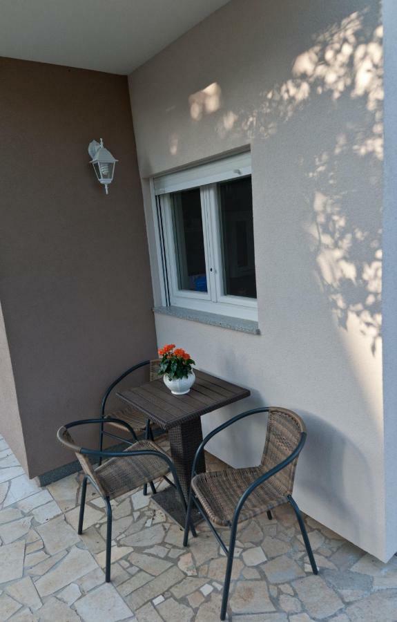 Apartment Stefania Ровінь Екстер'єр фото