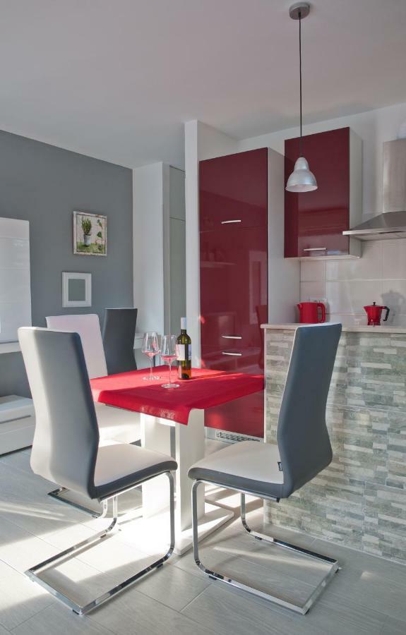 Apartment Stefania Ровінь Екстер'єр фото